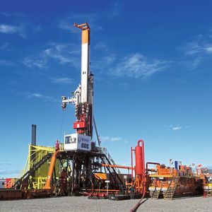 In Tiefbohranlagen von Herrenknecht sorgen explosionsgeschützte Drehgeber von Hengstler für die exakte Positionierung des Bohrantriebs und des Hebewerks.(Bild:  Herrenknecht Vertical GmbH)