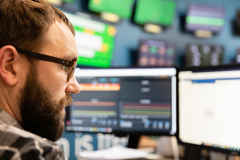 Die Mitarbeiter erhalten Zugang zu relevanten Daten. Das ermöglicht ihnen, an Verbesserungsprozessen teilzuhaben.  (OVH )