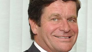 „Mit der Übernahme schaffen wir die Voraussetzungen, unsere Position im weltweiten Markt für Extrusionsanlagen auszubauen«, sagt begründet Geschäftsführer Ulrich Reifenhäuser (53) den Kauf von Kiefel. Bild: Reifenhäuser (Archiv: Vogel Business Media)