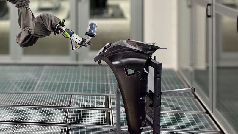 Hochleistungsscanner liefern daten an den AI-Rechner, der daraus... (Bild: Sehon)