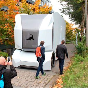 Die Aufmerksamkeit ist dem Gefährt auf jeden Fall sicher.(Bild:  Einride)