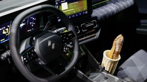 Den Renault-Modelle 4 und 5 gibt es optional mit einem Baguette-Halter. (Bild: Renault)