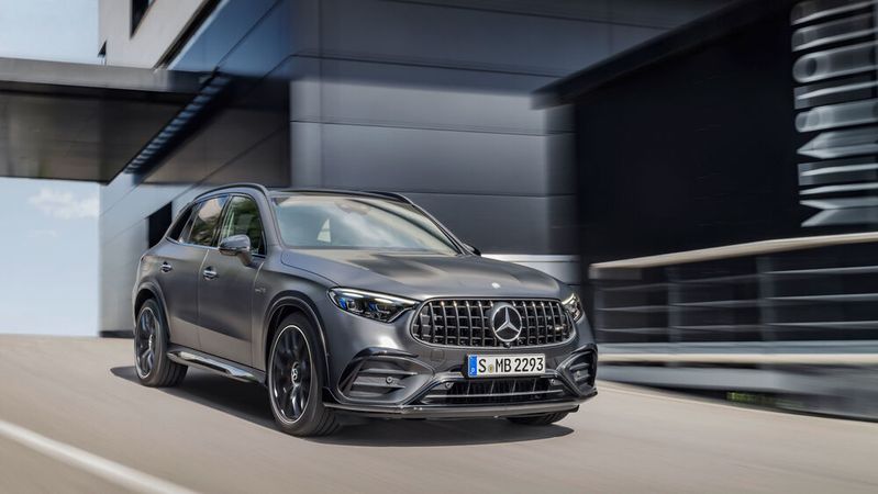 Mercedes bringt die stärkste GLC-Variante auf die Straße.(Bild:  Mercedes-Benz AG)
