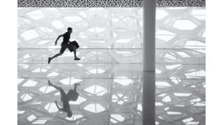 Unternehmen können verschiedene Wege einschlagen, um neue Geschäftsmodelle zu etablieren. (Photo by Andy Beales on Unsplash)