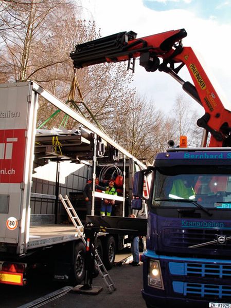 Umzugsarbeiten an der neuen Adresse in Volketswil. (Bild: Qualicut)