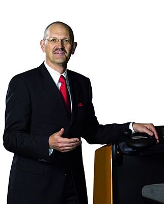 „Wir reden nicht über eine Krise, die noch nicht da ist.“  Dr. Helmut Limberg, Vertriebschef und Mitglied des Vorstandes der Jungheinrich AG in Hamburg, auf eine Frage nach der Angst vor konjunkturschwächeren Zeiten.  Bild: Jungheinrich (Archiv: Vogel Business Media)