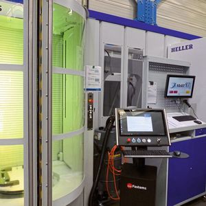 In 2020 wurde in das 5-Achs-Bearbeitungszentrum HF 3500 von  Heller investiert und bereits 2021 in das größere Modell HF 5500 inklusive jeweils einem Automationssystemen von Fastems.(Bild:  Gebr. Heller Maschinenfabrik GmbH)