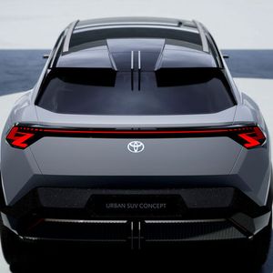 Das Urban SUV wird es auch mit E-Antrieb geben.(Bild:  Toyota)