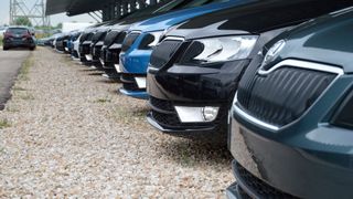 Händlern Fahrzeugüberführungen bundesweit zum günstigen Preis ermöglichen: Dieses Ziel hat sich das Start-up Flipcar gesetzt – und will diesen Service mit dem neuen Portal Prologistics bundesweit garantieren. (Bild: Achter/»kfz-betrieb«)