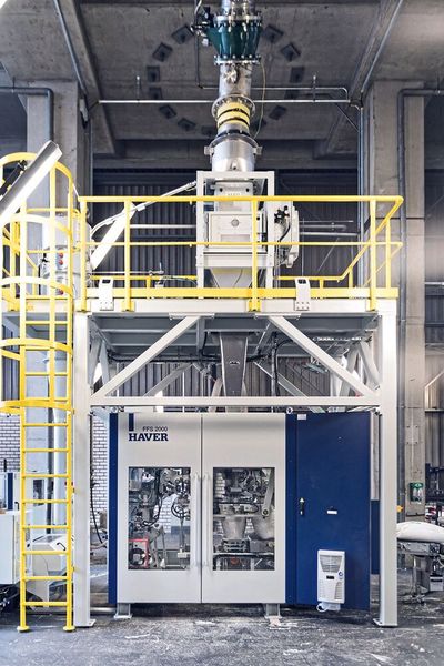 In der Maschinenfabrik des traditionsreichen Familienunternehmens unterstützt cronetwork von Industrie Informatik seit vielen Jahren werksübergreifend die Produktionssteuerung. (Bild: Haver & Boecker)