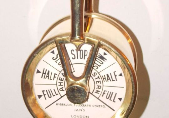 Wenn es um die Konjunktur in Deutschland in diesem Jahr geht, dann stehen die Maschinen eher auf Stillstand. Das zumindest erwartet die EU-Kommission ...(Bild:  Rollingboat)