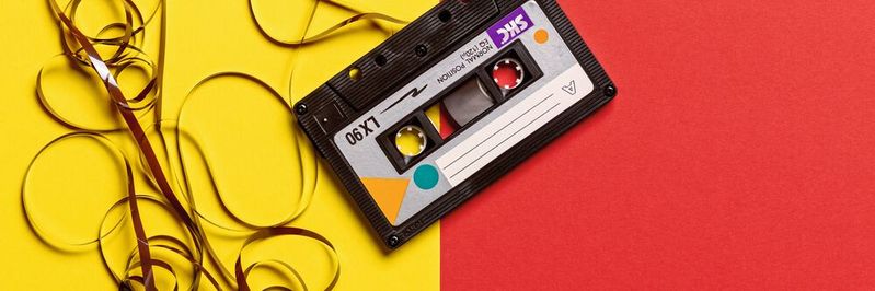 Musik kann eine Geschichte zu einem Unternehmen oder einem Produkt auf ein höheres und emotionaleres Niveau heben. Musik kann eine Geschichte zu einem Unternehmen oder einem Produkt auf ein höheres und emotionaleres Niveau heben.