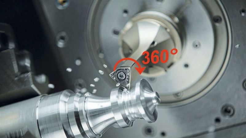 Das dynamische Freeturn-Werkzeug nutzt beim High Dynamic Turning den Rundum-Freiheitsgrad der Frässpindel. Der variable Schneidkantenwechsel erfolgt durch Rotation um die Werkzeugachse. (Ceratizit)