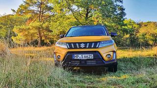Die 48-Volt-Hybrid-Technik gilt als vergleichsweise kostengünstige und effektive Möglichkeit, einen Verbrennungsmotor sparsamer zu machen. Beim Vitara hat das gut geklappt. (Mauritz/»kfz-betrieb«)