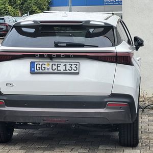 Neben einem Benziner wird es dann auch die Elektroversion geben.(Bild:  Wehner - VCG)