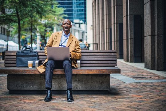 Zeiten ändern sich und so auch die Erwartungen an den Arbeitgeber. Welche neuen Erwartungen Arbeitgeber erfüllen müssen. Zeiten ändern sich und so auch die Erwartungen an den Arbeitgeber. Welche neuen Erwartungen Arbeitgeber erfüllen müssen.