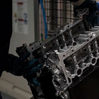 Auf den Maschinen von Grob werden verschiedene Powertrain-Komponenten gefertigt.  (Bild: Grob)