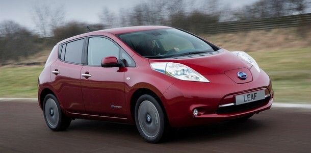 Nissan hat dem Leaf ein Face-Lifting verpasst und eine Wärmepumpe im Klimasystem eingebaut, was Energie spart und eine höhere Reichweite ermöglicht (Bild: Nissan)