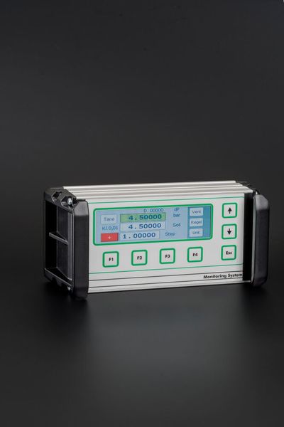 Profilgehäuse überzeugen mit Variabilität. Die Gehäusegröße lässt sich durch maßgenaues Ablängen der Profile exakt auf die zu verbauende Elektronikbaugruppe abstimmen. (Bopla)