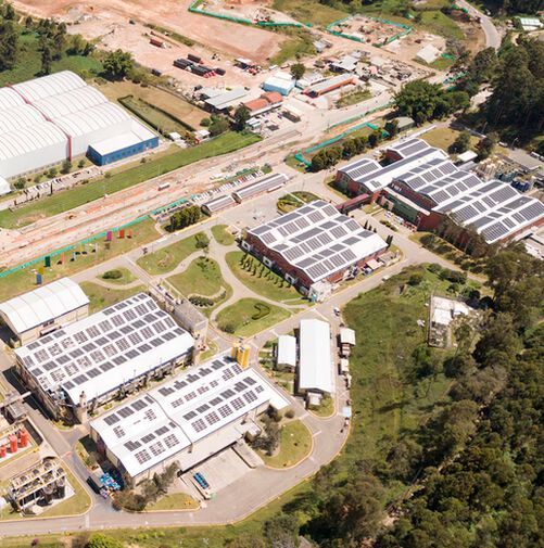 All of Akzonobel’s manufacturing locations in Latin America are now operating on 100 % renewable electricity.