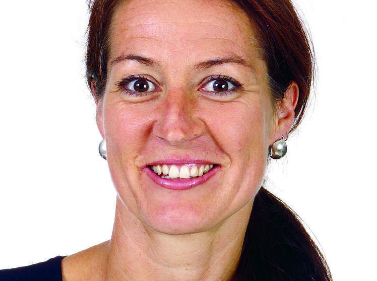 Silke Masurat, Geschäftsführerin der Compamedia GmbH: „Den Unternehmen fehlt es noch an Know-how im Employer Branding. Die wenigsten bauen ihre Arbeitgebermarke systematisch und strategisch auf. Gerade die knappen Ressourcen im Mittelstand fordern aber einen effizienten Einsatz der Mittel. Hierfür braucht es eine Strategie und geeignete Maßnahmen sowie deren konsequente Umsetzung.“ Bild: Compamedia (Archiv: Vogel Business Media)