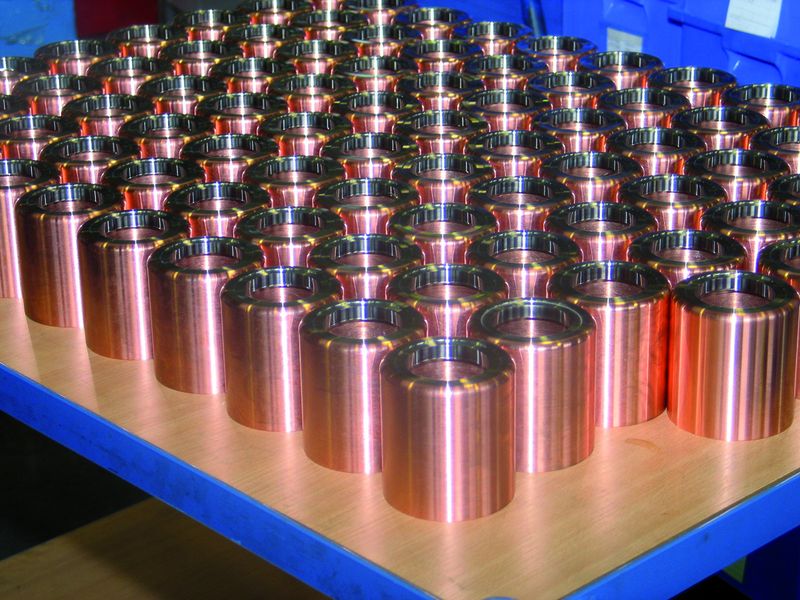 Aufgrund der gleichbleibenden Emulsionsqualität läuft das Kupfer beim Bearbeiten nicht mehr an. Bilder: Kuttkat (Archiv: Vogel Business Media)