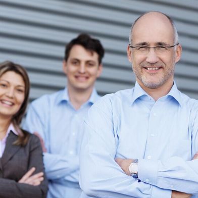 Viele Unternehmen suchen nach geeigneten Nachfolgern. Diese komplexe Aufgabe braucht laut Experten fünf bis zehn Jahre Vorbereitung. (Bild: contrastwerkstatt - adobe.stock.com)