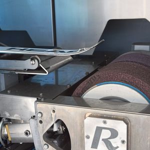 Pneumatikregelung sorgt für den perfekten Schliff (Stefanie Michel)