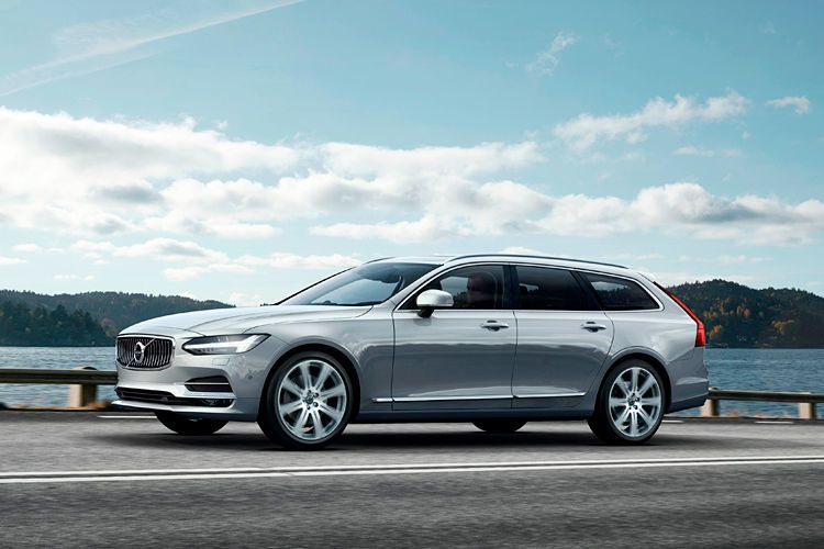 Volvo zeigte bereits in Stockholm den Nachfolger des Businessklassen-Kombis V70. (Foto: Volvo)