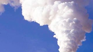 Das Energieeffizienzgesetz (EnEfG) nimmt die deutsche Industrie in die Pflicht. Dazu gehören Energieeinsparmaßnahmen, aber auch die Vermeidung oder Nutzung von Abwärme. Forscher haben analysiert, dass das Gesetz aber auch Chancen in Sachen Transformation bietet ... (Bild: BUA)