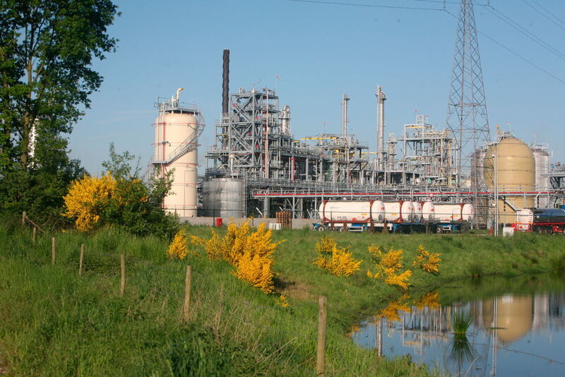 Chevron Phillips produziert Schmierstoffe für Automobil- und Industrieanwendungen. (Picture: Chevron Phillips Chemical)