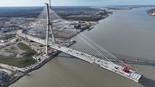 The new Gordie Howe International Bridge between Canada and the USA has become a divisive and threatening tool by Donald Trump instead of an economic connecting element ... (Image:Burnsen)