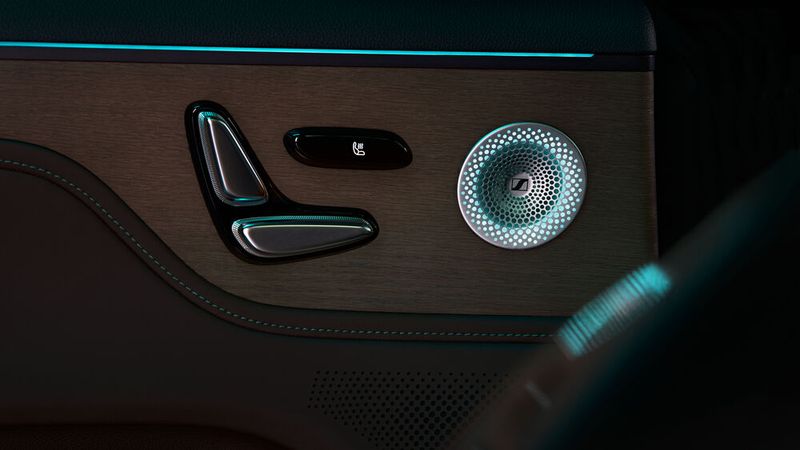 Smart will Premium sein, aber Abstand zur Luxusmarke Mercedes lassen. (Bild: Smart)