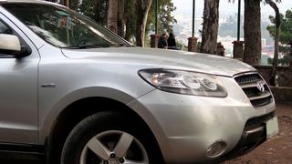 Beim Santa Fé kann sich aufgrund eines Kurzschlusses das ABS-Modul entzünden. (Bild: Hyundai Santa Fe GLS 2.2 CRDi 4WD 2007 / RL GNZLZ / CC BY-SA 2.0)