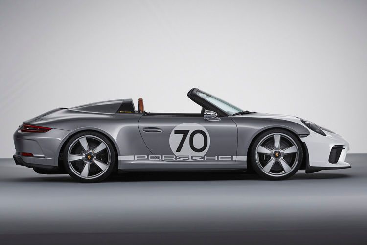 Der offene, puristische Sportwagen auf Basis der GT-Modelle zitiert in vielen Details die historische Tradition dieser Sportwagen-Bauart. (Bild: Porsche)