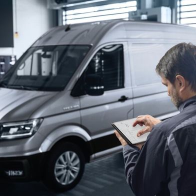 Service für den MAN TGE Next Level: Seit März 2025 gibt es insgesamt 13 verschiedene Varianten des großen Transporters ab Werk. (Bild: MAN Truck & Bus)