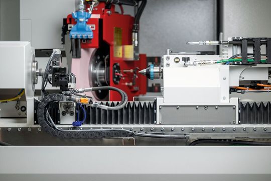 Das neue Achsensystem für die «S31» ermöglicht die automatische Anpassung an unterschiedliche Werkstücklängen.(Bild:  Fritz Studer AG)