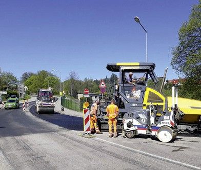 (Freital: Fahrbahnerneuerung der S 36. Bild: Ingenieurbüro Hans Wolf & Partner GmbH, Dresden)