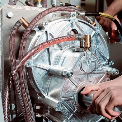 Der Axialfluss-Asynchronmotor von Emil Motors auf einem Prüfstand der TH Nürnberg. (Bild: Emil Motors)