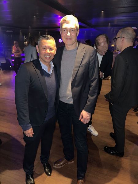 Tuncay Sandikci (Samsung) mit Minh Le (TD Synnex) (Bild: Vogel IT-Medien)