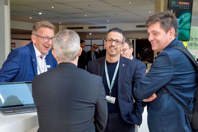 Wertvoller Austausch zwischen EP-Mitgliedern und Industrie (Bild: ElectronicPartner)