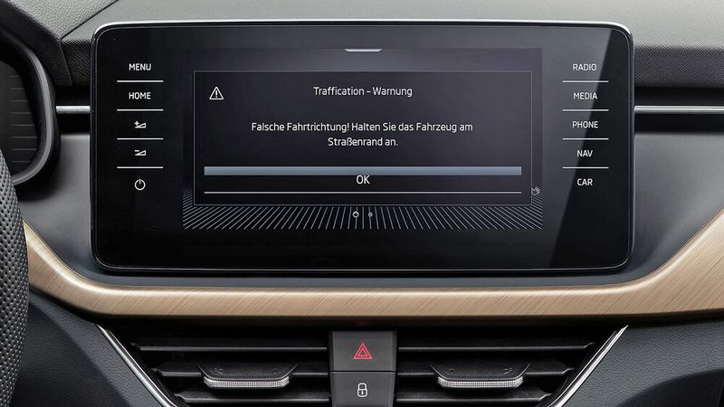 Mit einer Infotainment-App warnt Bosch sowohl den Falschfahrer, als auch alle gefährdeten Verkehrsteilnehmer in kürzester Zeit.