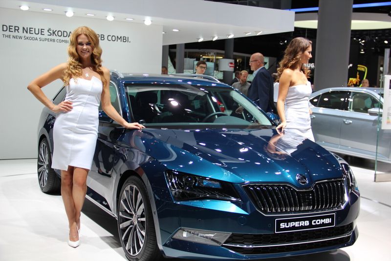Nicht täuschen lassen – auf der IAA zählen die Autos. (Bild: Itasse)