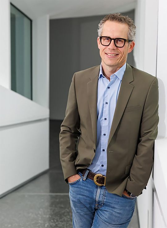 Georg Lässer, director de Desarrollo Empresarial, Adquisiciones y Ventas de Reciclaje en Alpla: «Quien fabrica envases también debería asumir la responsabilidad de su siguiente ciclo de vida».(Bild:  Alpla)