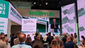 Auf der heute in Frankfurt eröffneten Messe präsentiert der Zulieferer eine neue „One-Brand“-Strategie. (Bild: Rosenow – VCG)
