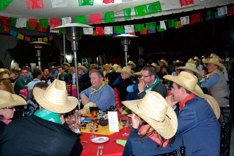Bye bye Zentralmexiko: Vor der Weiterreise in den Süden Mexikos gab es eine Fiesta Mexicana. (Mauritz)