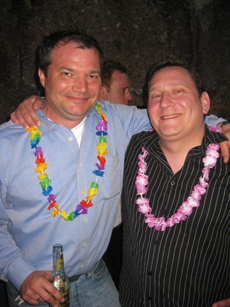 Gute Freunde, kann keiner trennen (v.l.): Tim Porschen von Panasonic und Michael Blottnicki von Plustek (Archiv: Vogel Business Media)