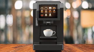 Das Einstiegsmodell der Profi-Vollautomaten von Franke, das Modell A300, kann bei Bedarf um beispielsweise ein zweites Mahlwerk oder ein weiteres Pulverdosiersystem erweitert werden.  (Bild: Franke Coffee Systems )
