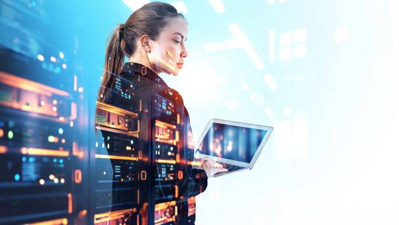 Die IT-Führungskräfte sollten neue Anwendungen ganzheitlich betrachten. (Bild:  ImageFlow - stock.adobe.com)