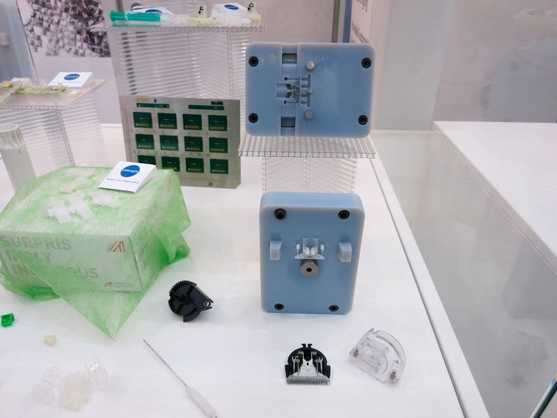 Mit dem 3D-gedruckten Spritzgießwerkzeug der Firma Payer am österreichischen Gemeinschaftsstand können bis zu 50 Prototyp- oder Kleinserienteile mit dem Originalmaterial hergestellt werden. (Reinhardt)